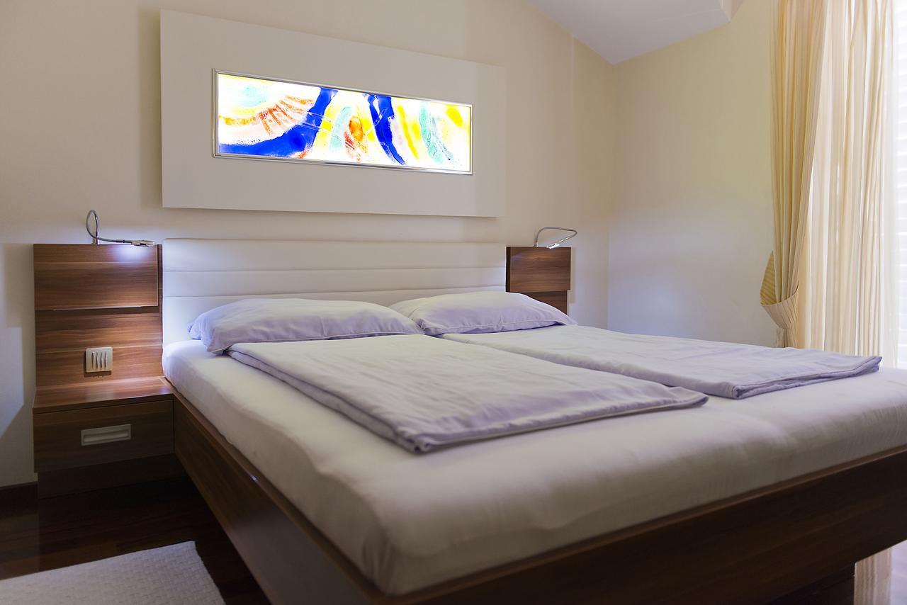 Pansion Maestral Hotell Novi Vinodolski Exteriör bild